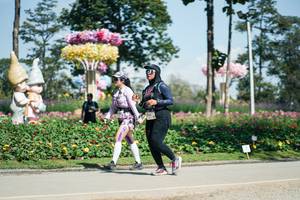 BIB: 
                            <button type="button" onclick="openModal(27615974)" class="btn btn-primary btn-sm float-right btn-popup" data-toggle="modal" data-target=".modal-high-quality">
                        <i class="fas fa-shopping-cart"></i> Add to Cart
                    </button>
                                            <button type="button" onclick="isThisMe(27615974, true)" class="btn btn-success btn-sm float-right btn-popup btn-isme hidden" data-toggle="tooltip" data-placement="bottom" title="นี่คือรูปของคุณใช่ไหม คลิกที่นี่เพื่อเอาเข้าอัลบั้ม">
                        <i class="fas fa-plus"></i> Add to album
                    </button>
                    <button type="button" onclick="isThisMe(27615974, false)" class="btn btn-warning btn-sm float-right btn-popup btn-isnotme hidden">
                        <i class="fas fa-ban"></i> Remove from album
                    </button>